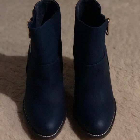 Aldo Boots - Picture 3 of 5